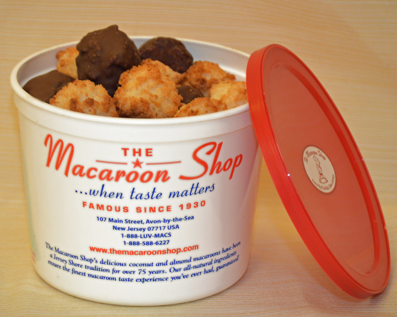 Coconut Mixed Tub - Half a pound coconut and half a pound of chocolate-covered coconut macaroons