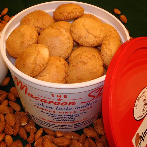Gourmet Almond Macaroons 1 lb Tub - Mail-order these delicious macaroons. They are fresh and ready to enjoy!
