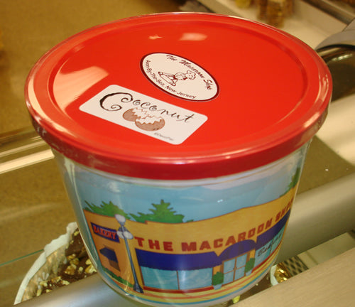 Gourmet Coconut Macaroons 1 lb Tub - Send  macaroons:  a wonderful gift for any occasion 